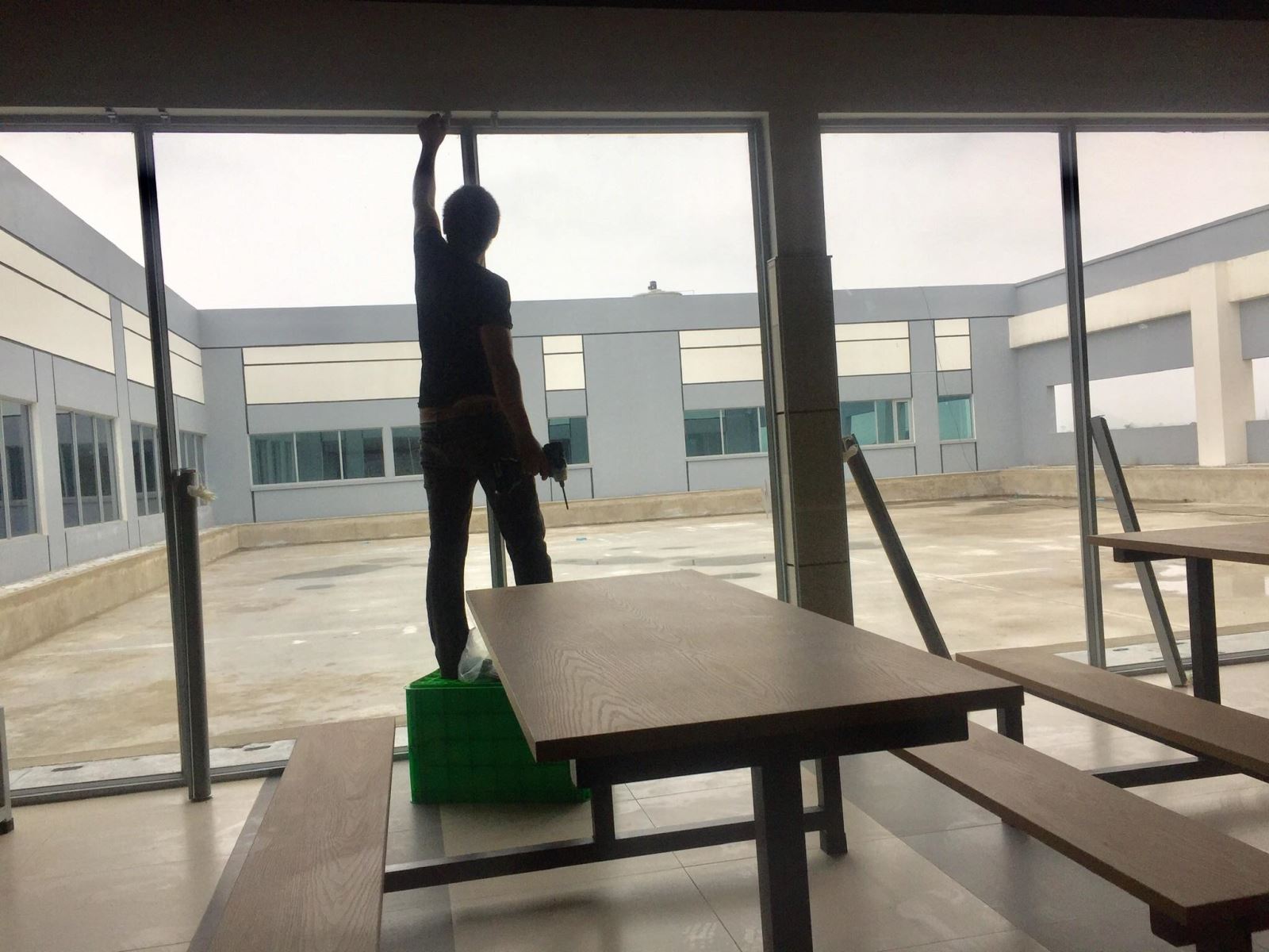 LẮP ĐẶT RÈM CUỐN VĂN PHÒNG TẠI ĐỒNG VĂN 3 HÀ NAM 0975765295