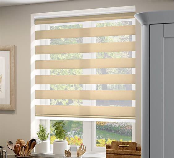 Rèm Cầu Vồng Hàn Quốc Giá Rẻ Tại Hà Nội