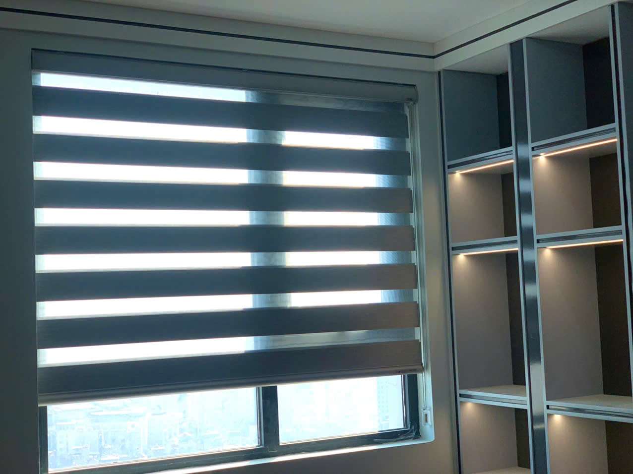 Các mẫu rèm cầu vồng đẹp tại Cửa Đông, Hoàn Kiếm