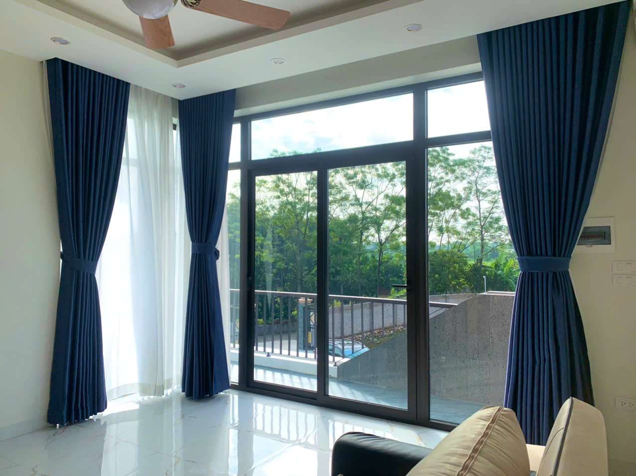 LẮP ĐẶT RÈM VẢI 2 LỚP, CẦU VỒNG TẠI CHƯƠNG MỸ 0975 765 295