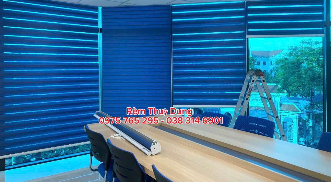 RÈM CẦU VỒNG VĂN PHÒNG TẠI QUẬN HOÀN KIẾM 0975 765 295