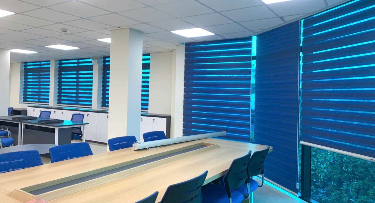 Lắp đặt rèm cầu vồng tại thành phố Nam Định 0975 765 295