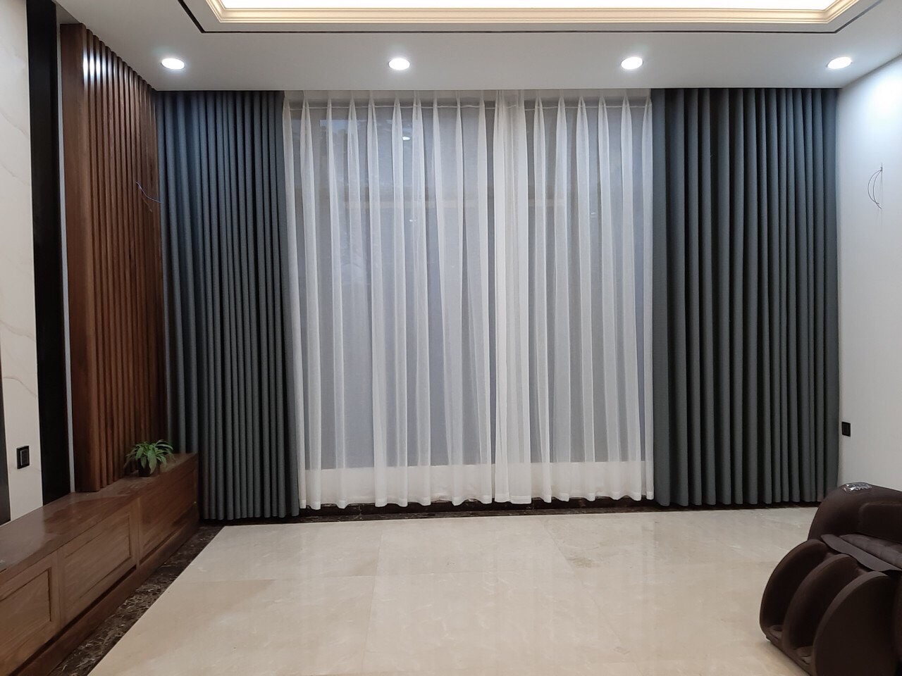 Các mẫu rèm cửa lắp âm trần sang trọng  0975765295