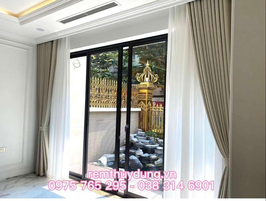 Rèm vải 2 lớp chống nắng tại Hoàng Văn Thụ, quận Hoàng Mai