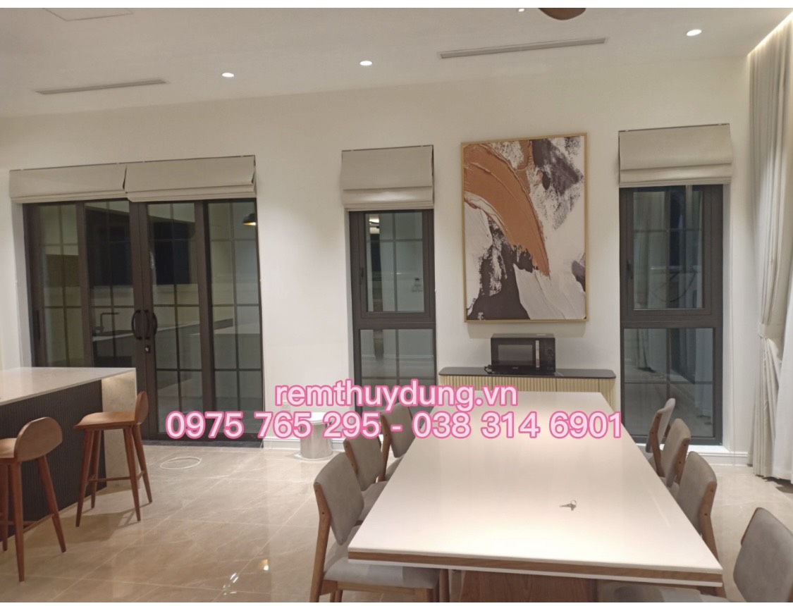 Rèm cửa sổ phòng khách tại Hoàng Mai, Hà Nội 0975 765 295