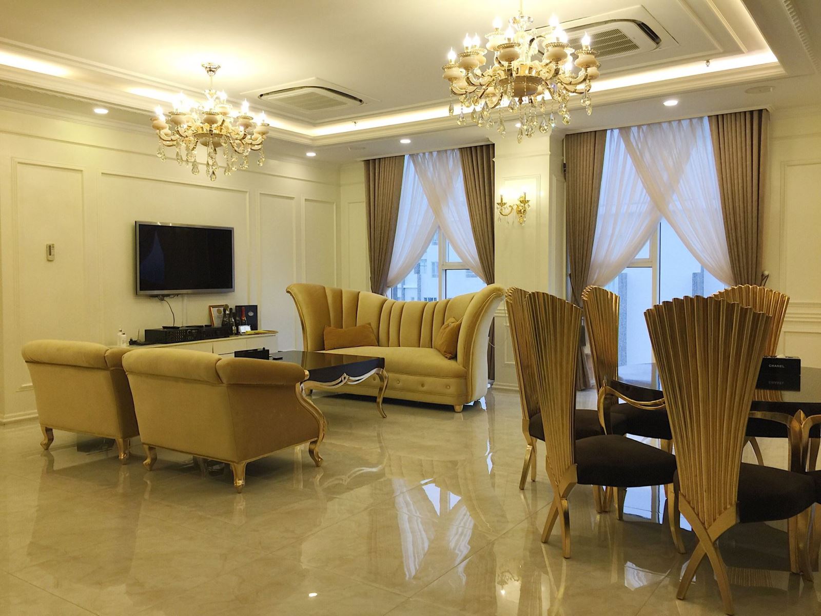 Các mẫu rèm cửa lắp âm trần sang trọng  0975765295