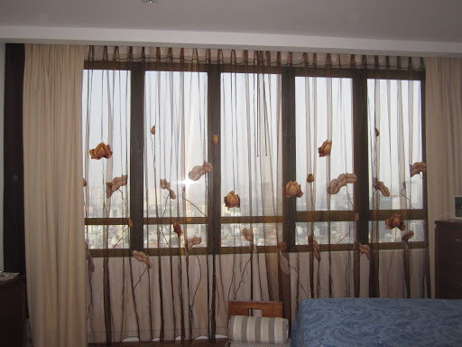 Rèm Cửa Phong Thủy Cho Người Mệnh Thủy 0975765295