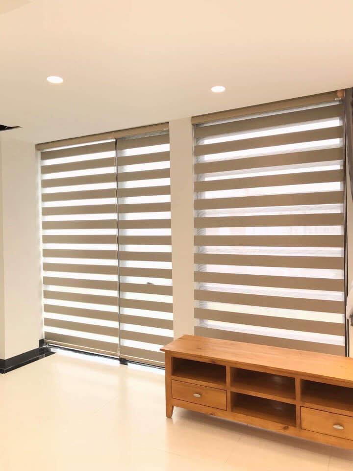 rèm cầu vồng cửa sổ