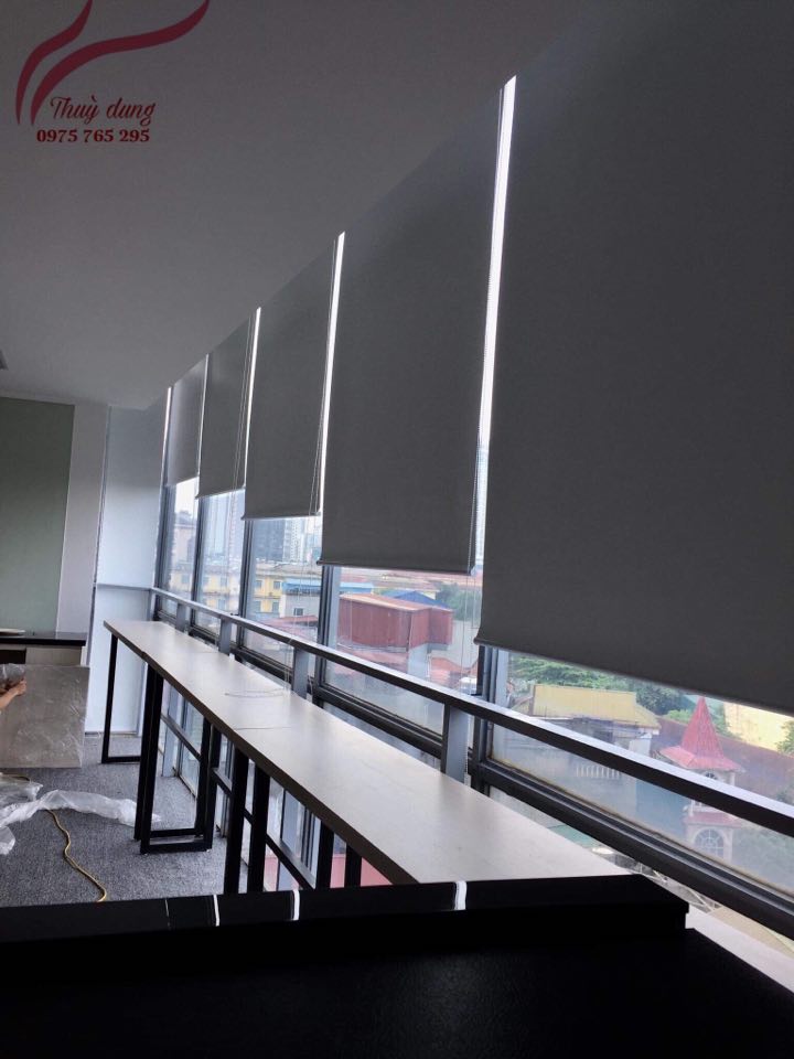 5 Mẫu Rèm Chuyên Dùng Cho Văn Phòng Giá Rẻ 0975765295