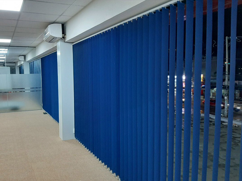 Rèm lá dọc văn phòng giá rẻ tại Văn Miếu quận Đống Đa