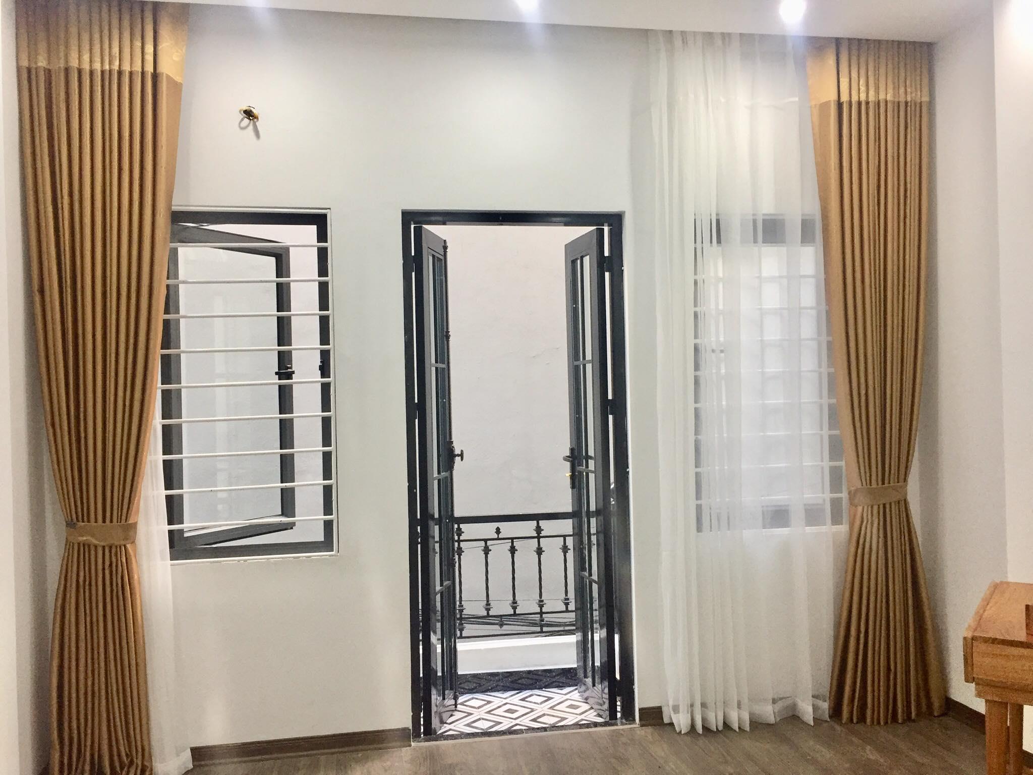 May rèm vải chiết ly đẹp mắt