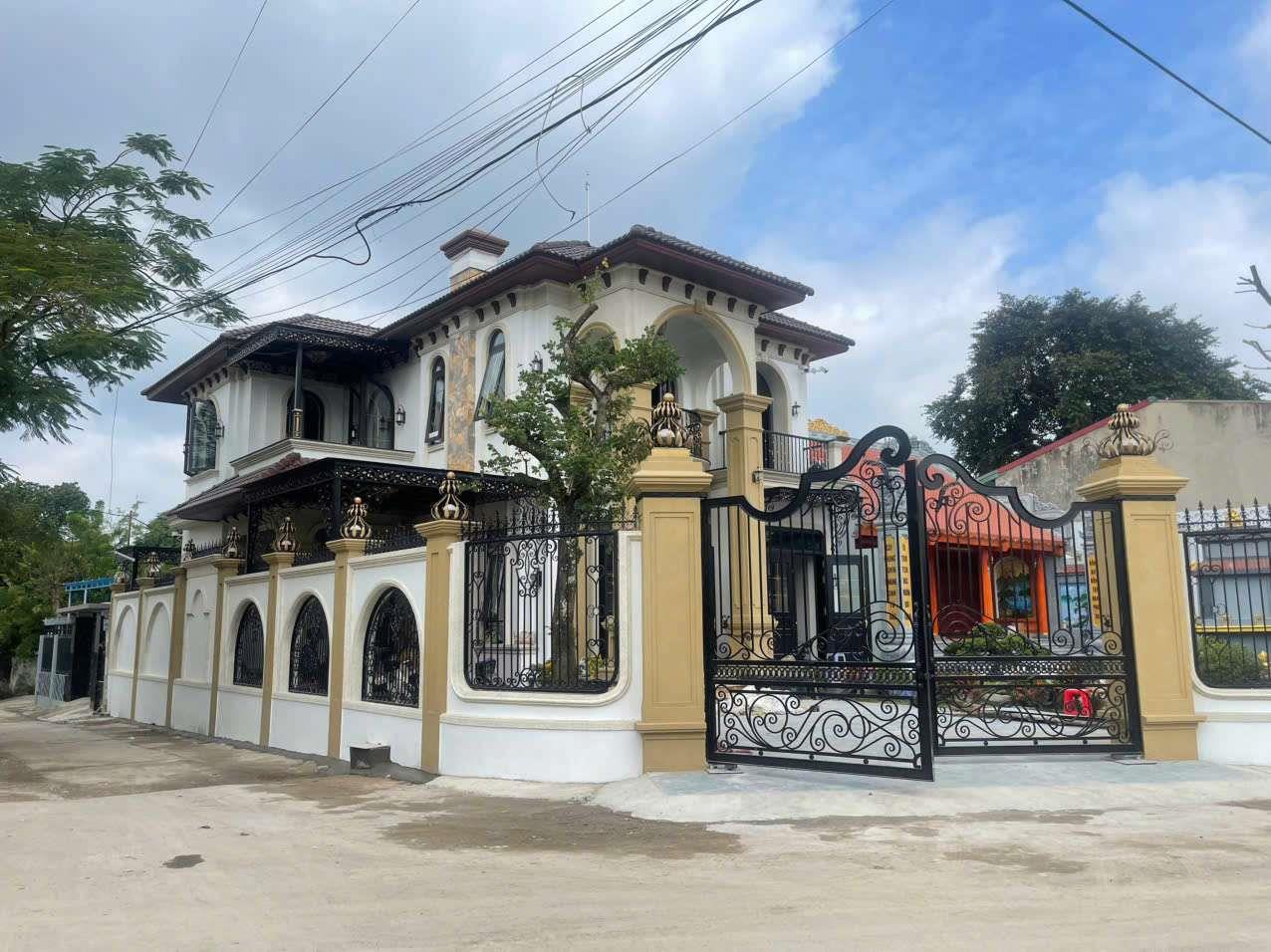 LẮP RÈM VẢI 2 LỚP, RÈM GỖ TẠI HÙNG VƯƠNG, PHÚ THỌ