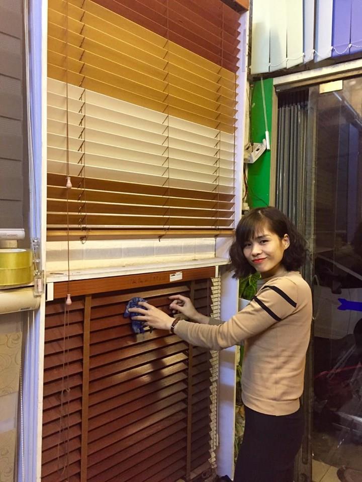 Cách Vệ Sinh Rèm Cửa Dễ Dàng Chỉ Trong 1 Phút 0975 765 295